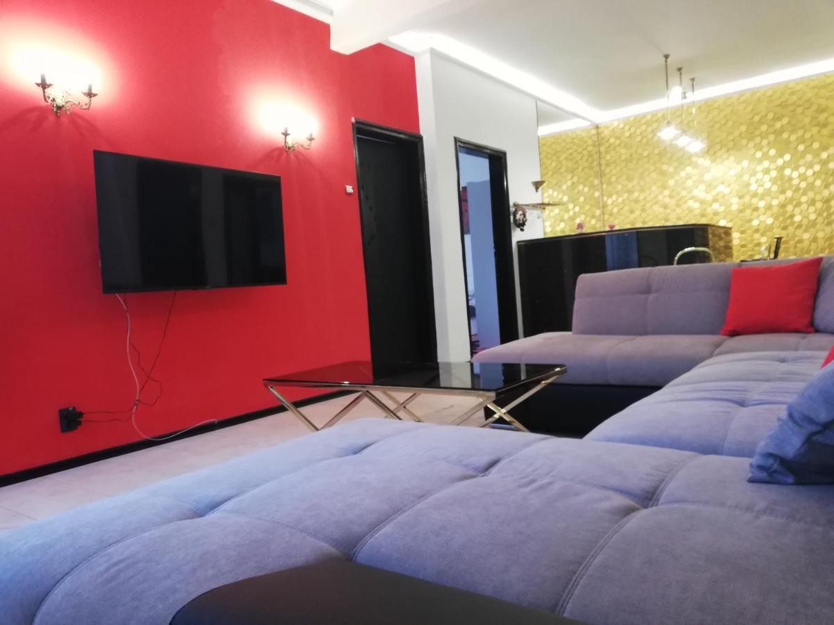 Top Center Cozy And Spacious Apartment София Экстерьер фото