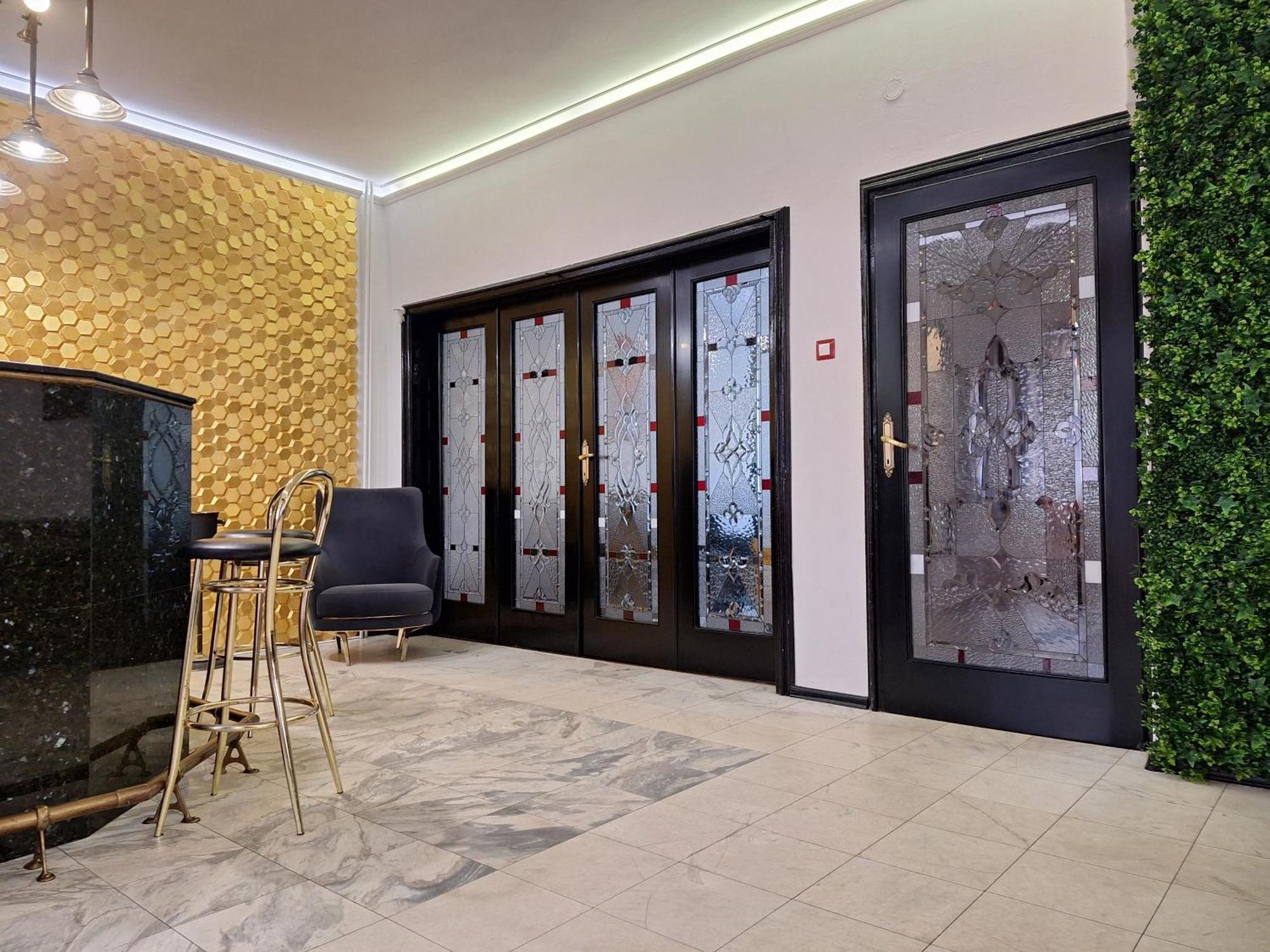 Top Center Cozy And Spacious Apartment София Экстерьер фото